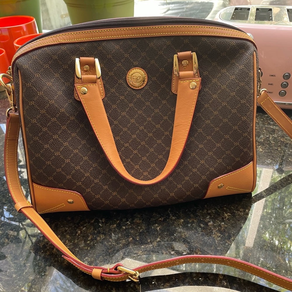 NWOT - Rioni Phoebe Bowler Satchel